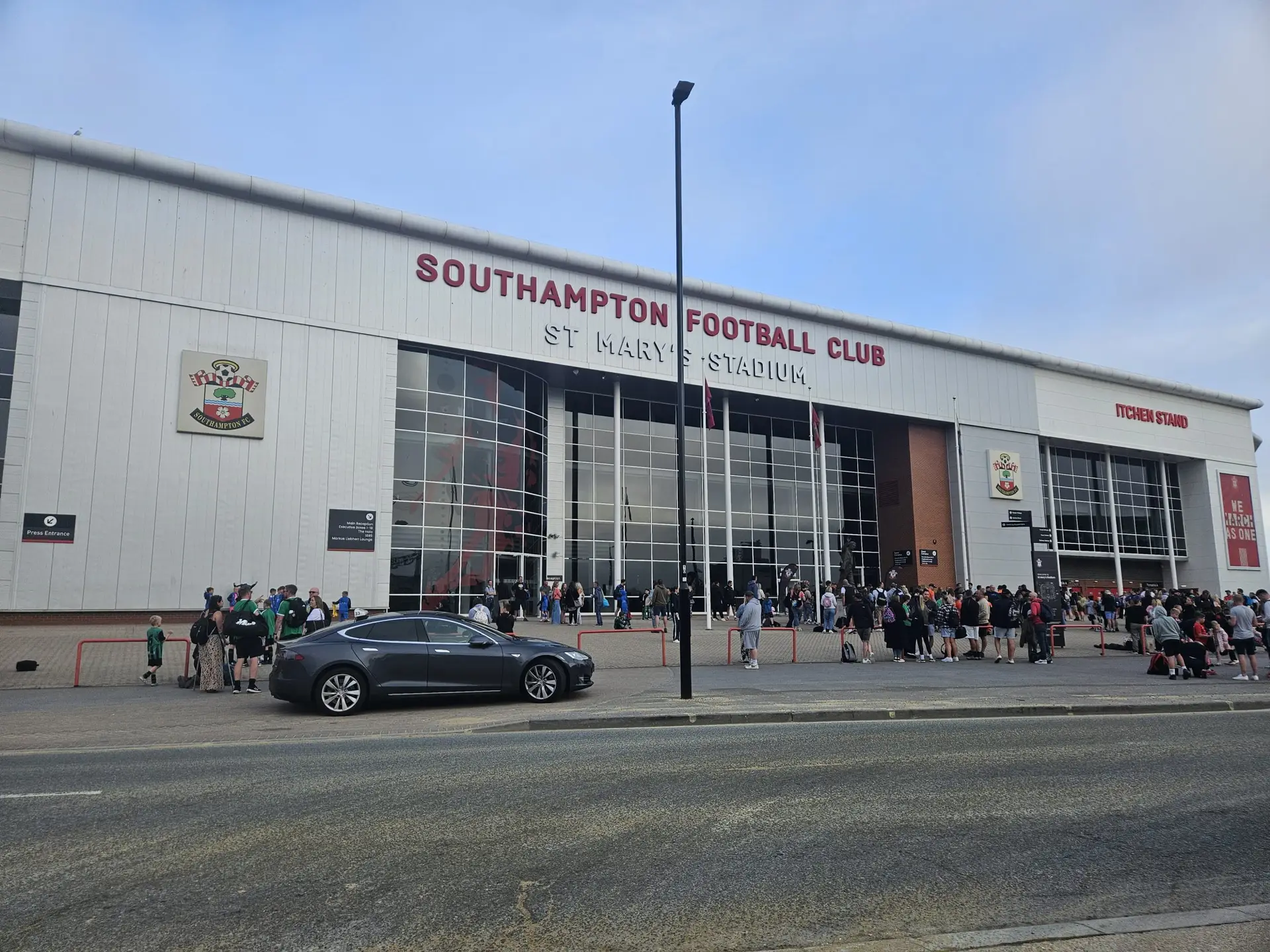 Taxi service in Southampton - Magic Transfers