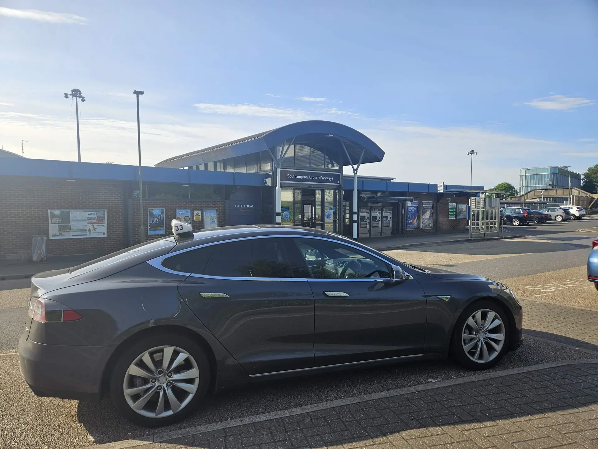 Southampton Parkway Station taxi transfers